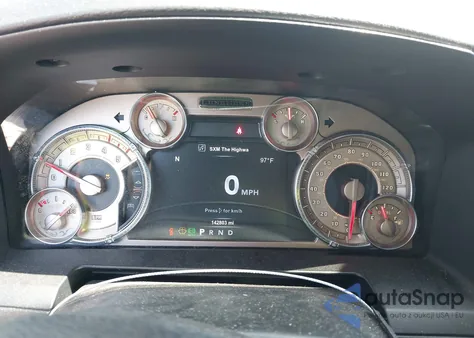 2018 Ram 2500 Longhorn 4X4 6'4 Box из США, поврежденный, VIN 3C6UR5GL1JG189864